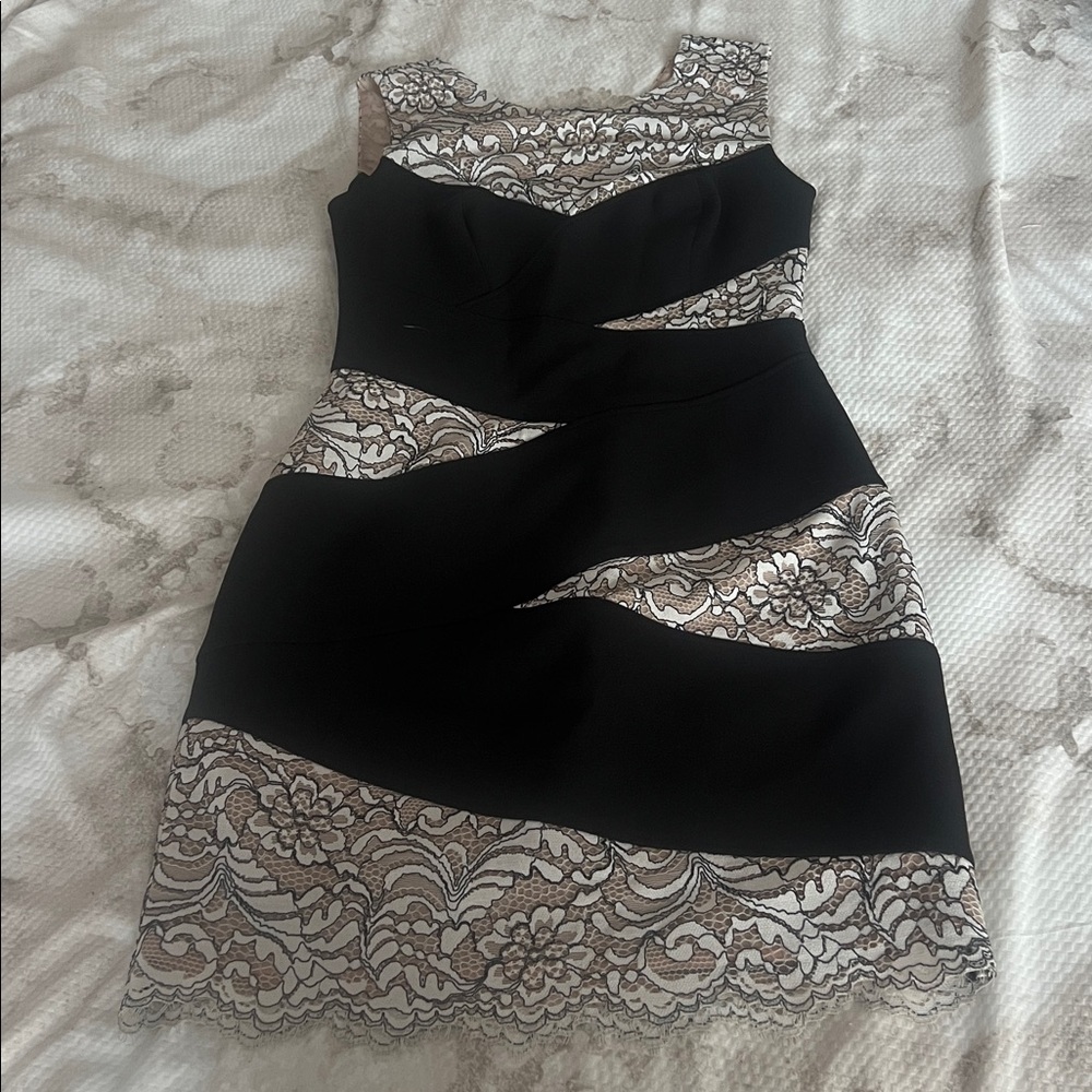 BCBGMaxAzria Mathilde Dress Size 2 - Picture 6 of 8